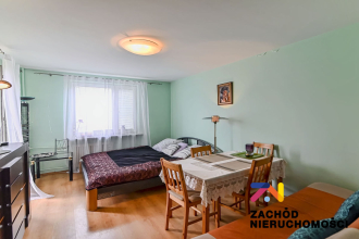 Kawalerka na I pięrze na sprzedaż!!!